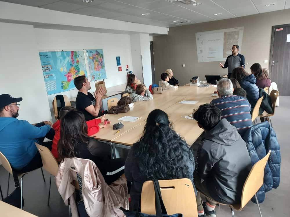 Réunion de présentation de l’association avec familles et participants